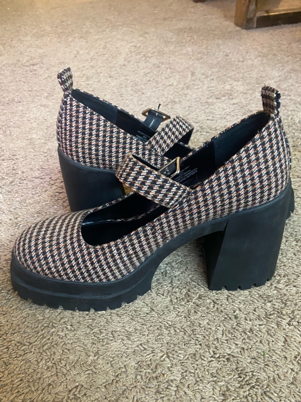 9 M Steve Madden Houndstooth Tweed Mary Jane Platforms